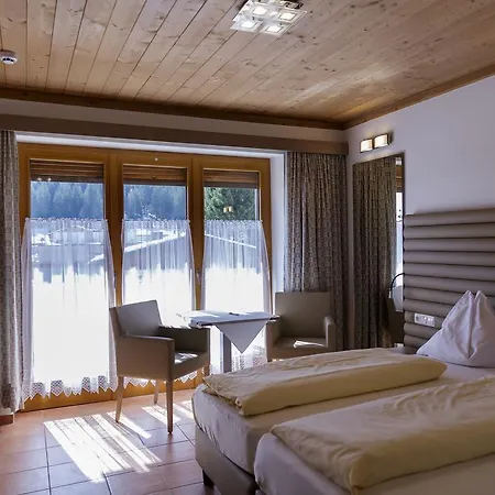 Hotel Bergland Sillian Zewnętrze zdjęcie